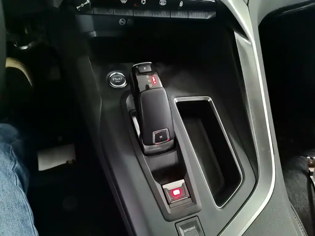 Peugeot 5008 — миниатюра 14