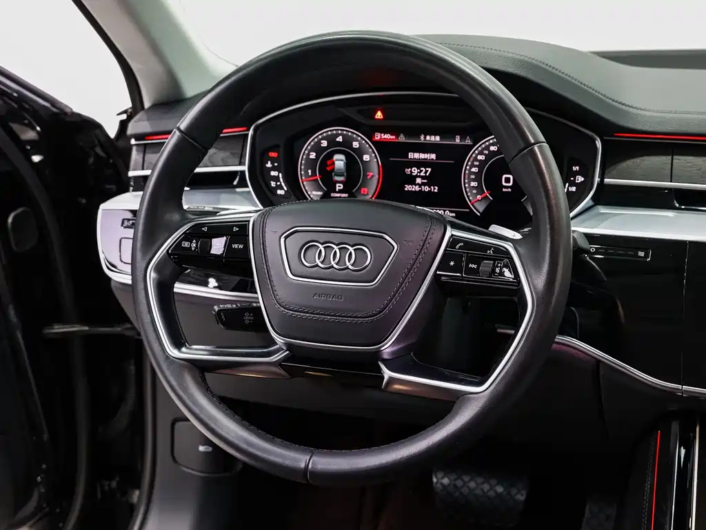 Audi A8 2023 — фото 18