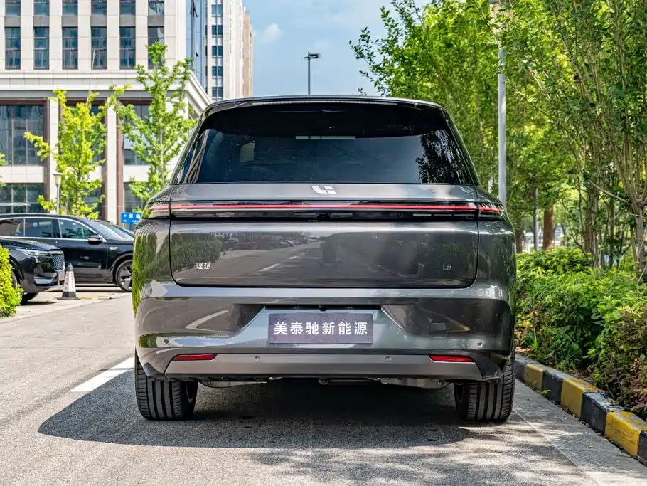 Li Auto Li L8 — миниатюра 16