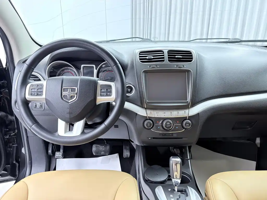 Dodge Journey — миниатюра 17