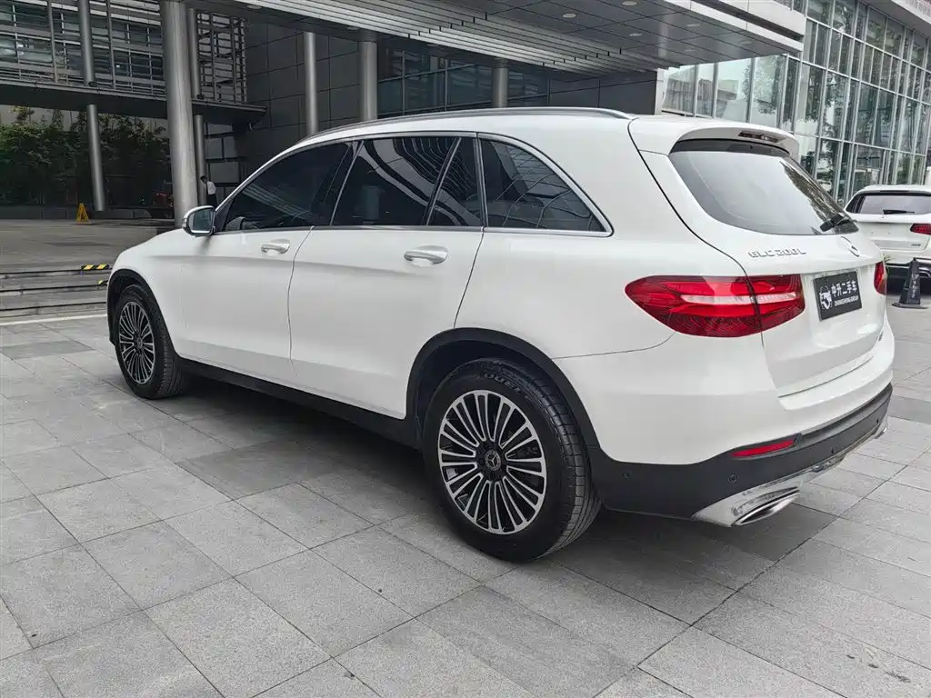 Mercedes-Benz GLC 2019 GLC 200 L 4MATIC