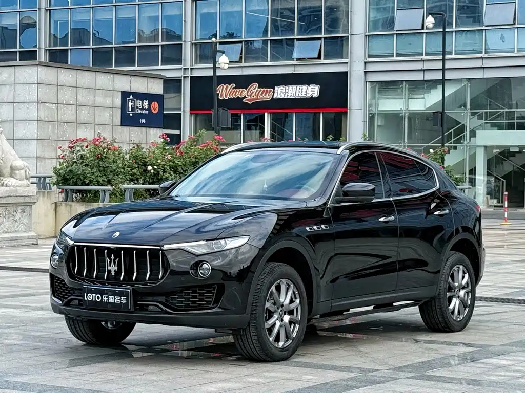 Купить Maserati Levante