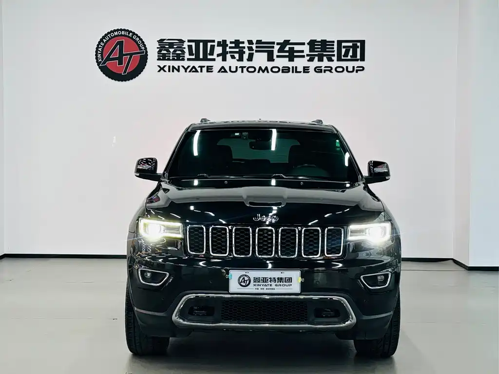 Jeep Grand Cherokee (Import) — миниатюра 2