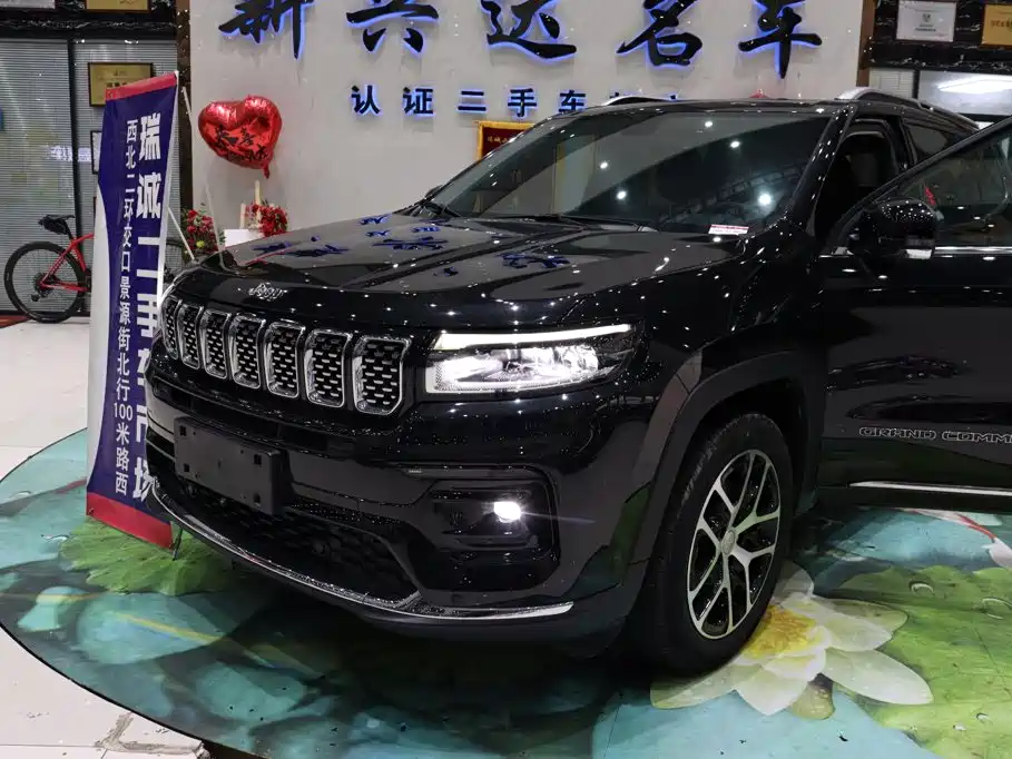 Jeep Grand Commander — миниатюра 24