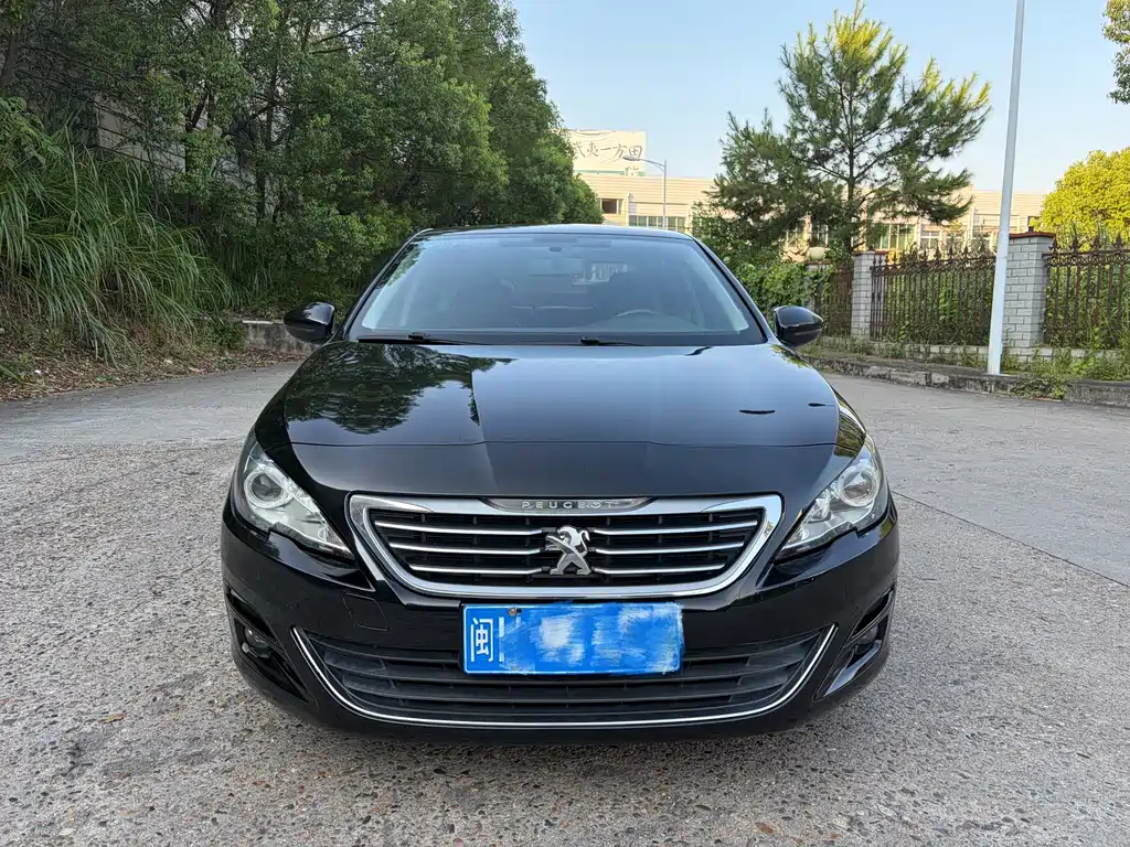 Peugeot 408 1.8L Auto Luxury Edition, фото 2
