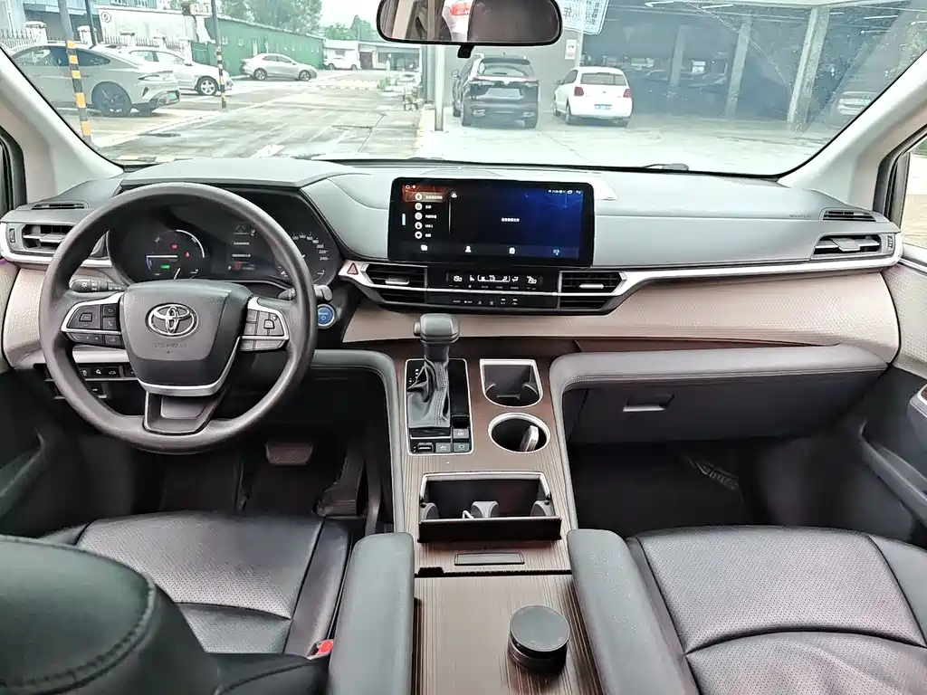Toyota Sienna 2021 2.5L Comfort