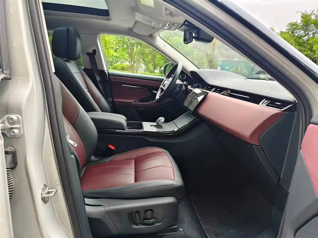 Land Rover Range Rover Evoque 2024 L SE