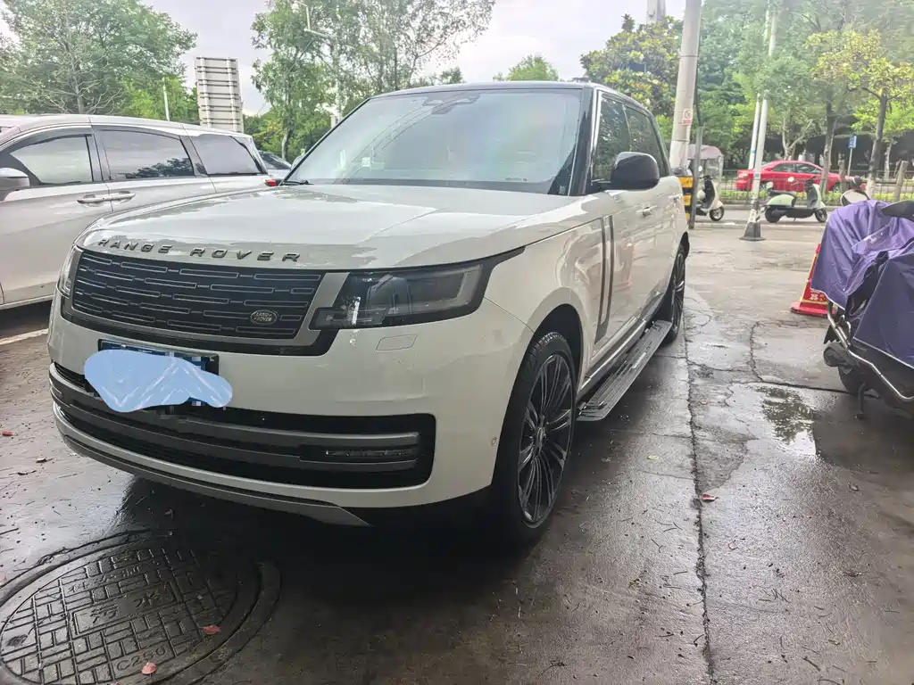 Land Rover Range Rover 2023 3.0 L6 400PS мест Long Wheelbase