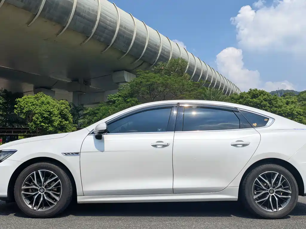 BYD Qin Pro NEV — миниатюра 7