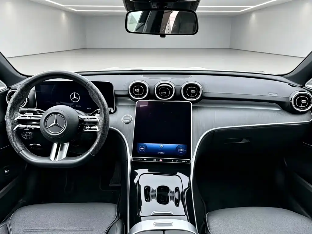 Mercedes-Benz C-Class — миниатюра 5