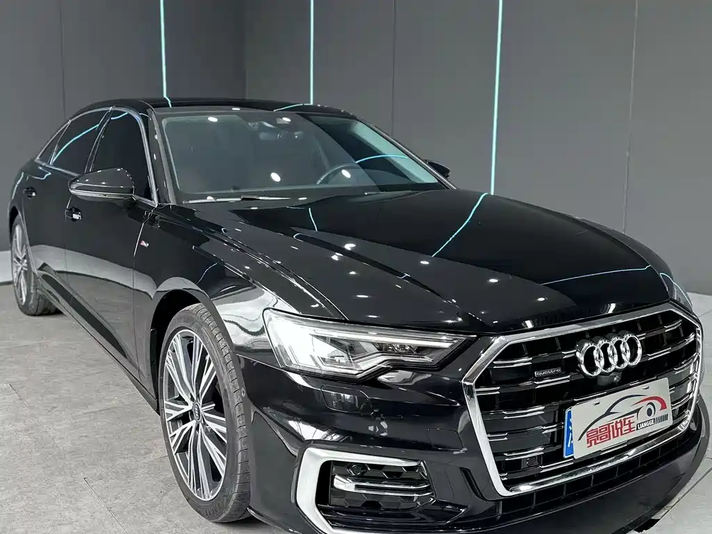 Audi A6L - фото 3