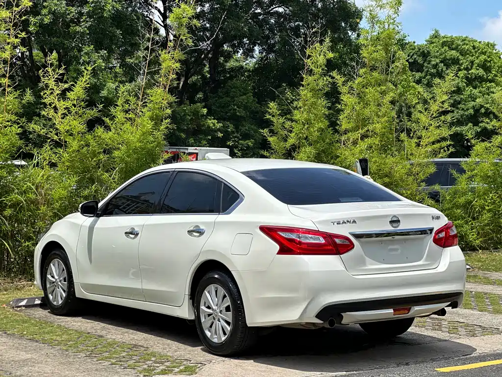Nissan Altima 2018 2.0L XL