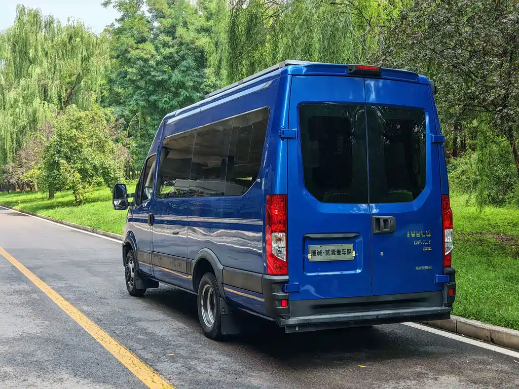 IVECO Ousheng — миниатюра 17