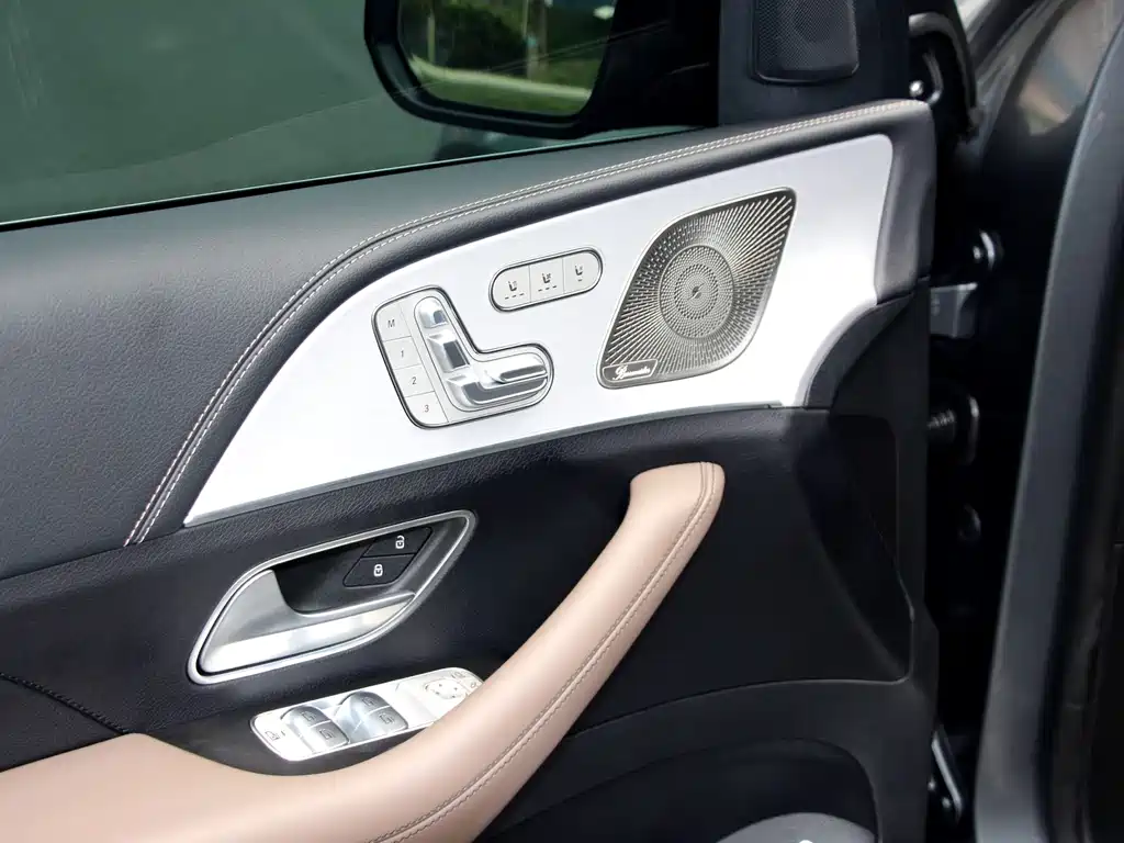 Mercedes-Benz GLE AMG — миниатюра 15
