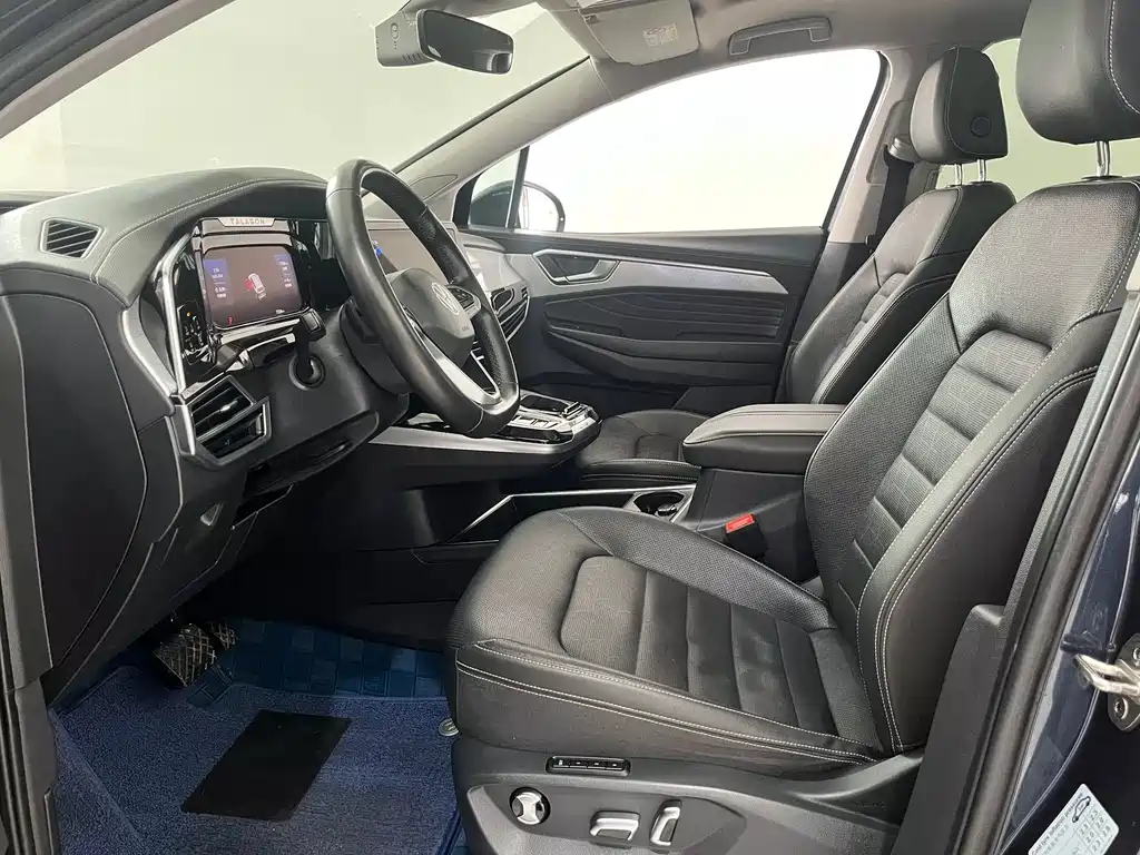 Volkswagen Viloran 2022 380TSI Luxury Pro 7 мест