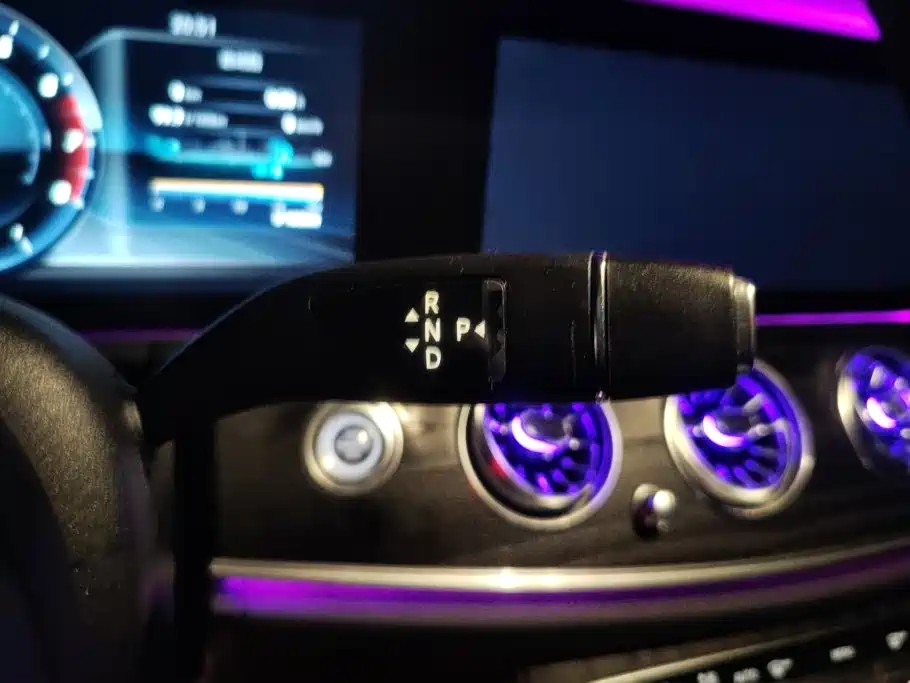Mercedes-Benz E-Class — миниатюра 16