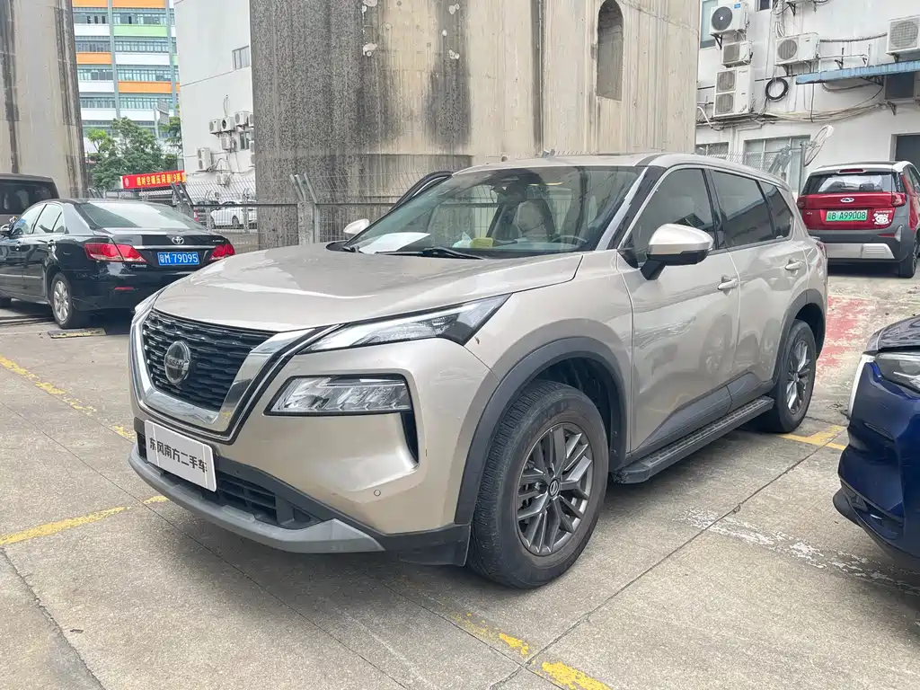 Nissan X-Trail 2021 — фото 1