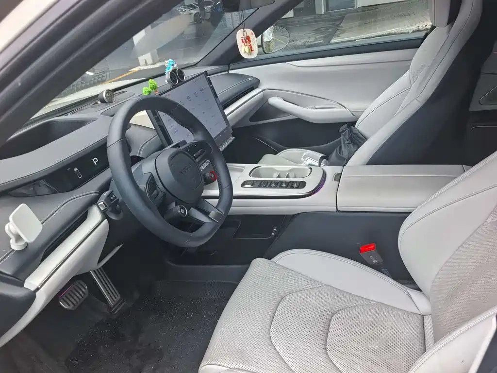 Xiaomi SU7 2024 Smart Drive Max