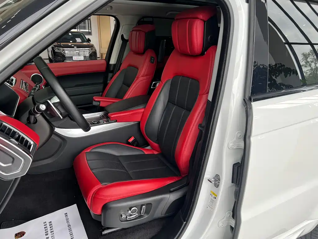 Land Rover Range Rover Sport 2020 3.0 L6 HSE DYNAMIC