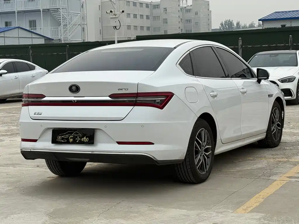 BYD Qin Pro NEV — миниатюра 10
