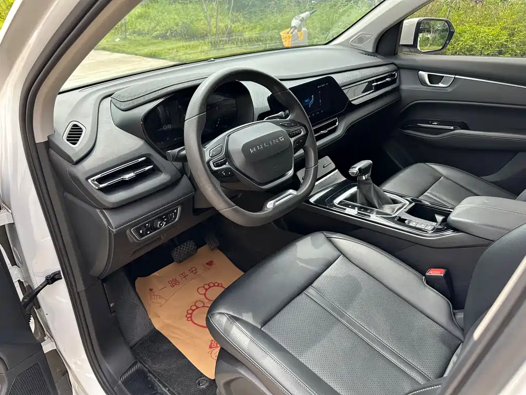 Wuling Victory 2022 1.5T CVT Luxury