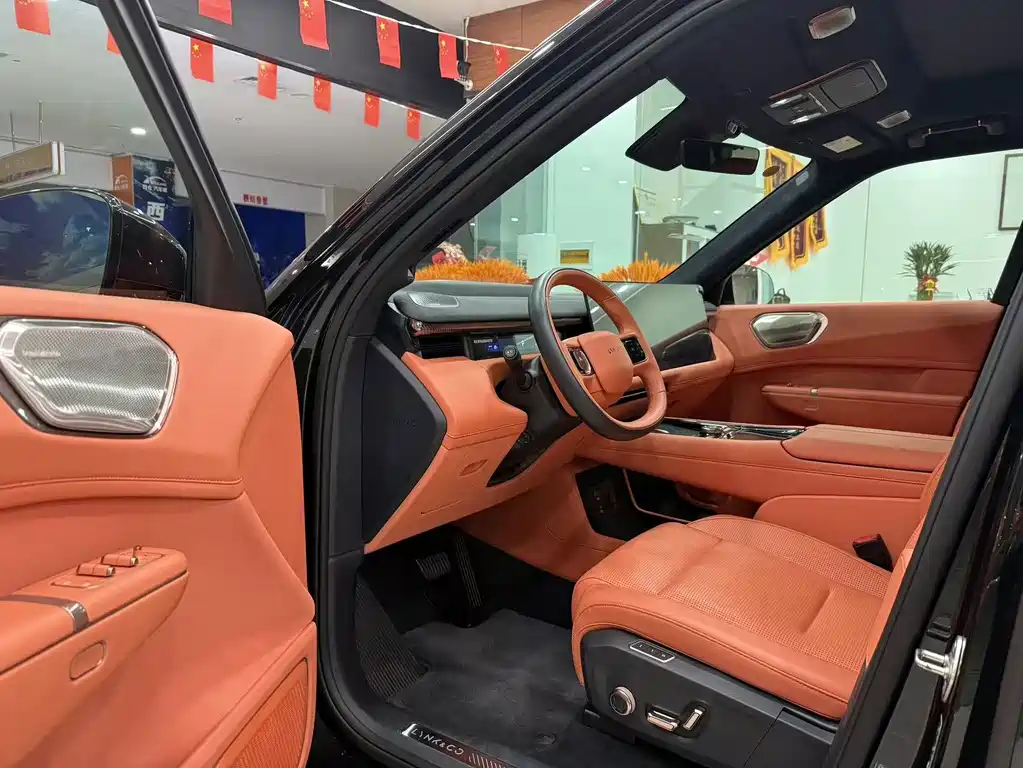 Lynk & Co 900 — миниатюра 7