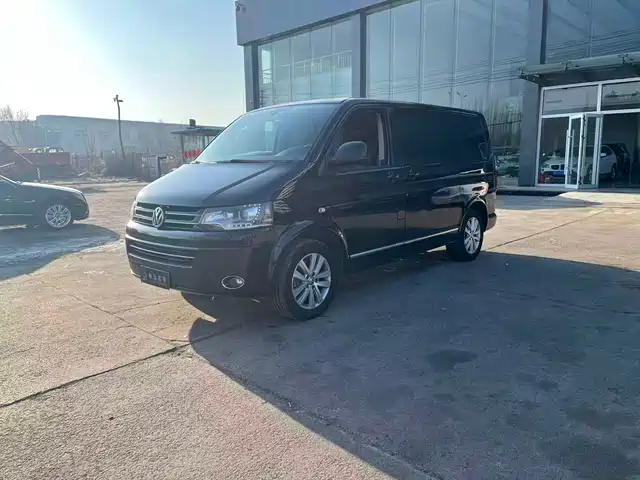 Volkswagen Multivan 2015