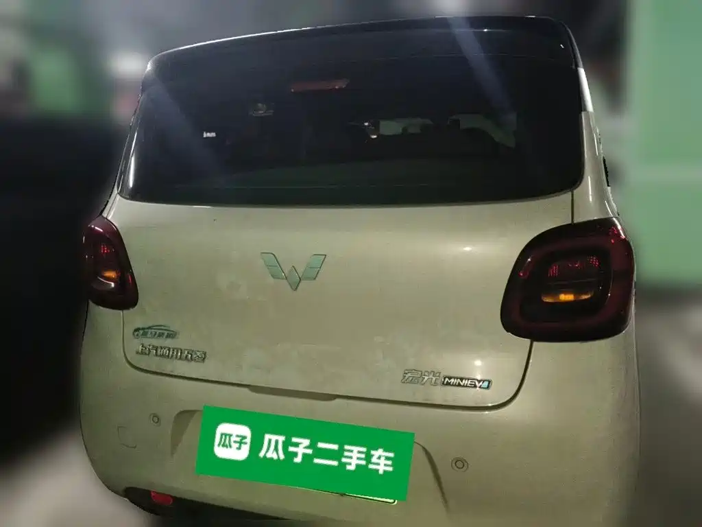 Wuling MINIEV — миниатюра 3
