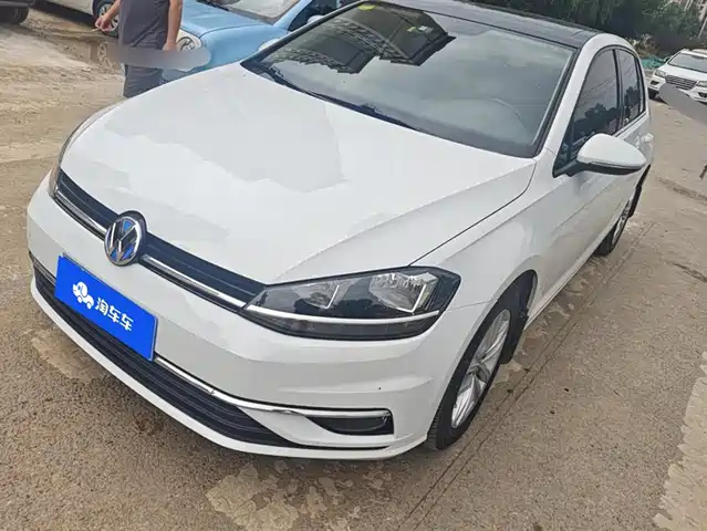 VOLKSWAGEN GOLF 2018