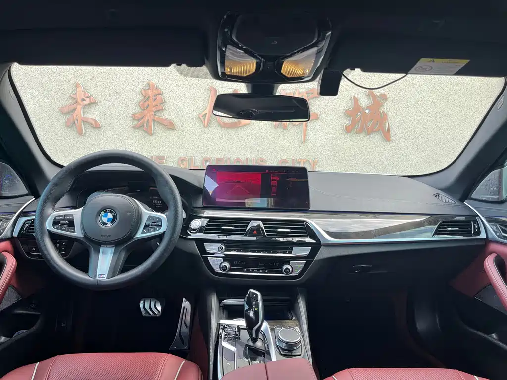 BMW 5 Series — миниатюра 18