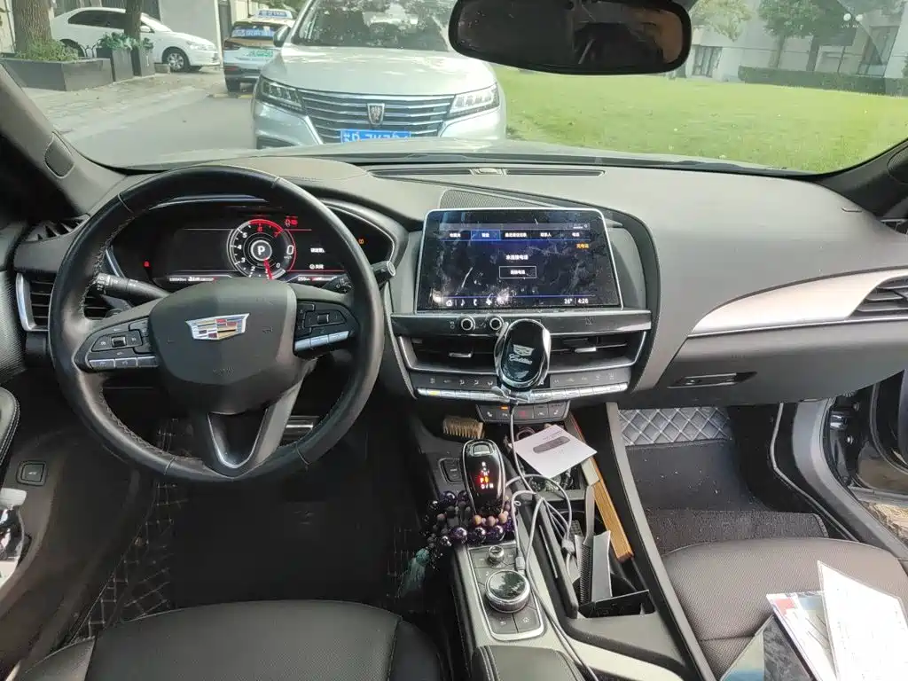 Cadillac CT5 — миниатюра 5