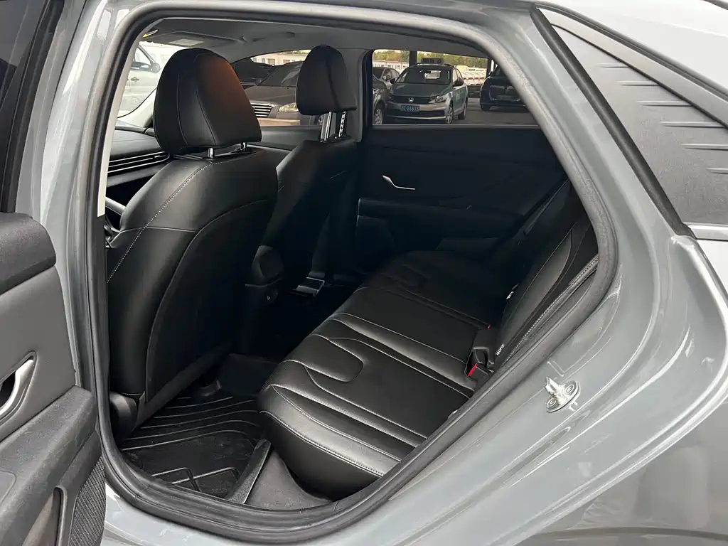 Hyundai Elantra 2021 1.5L CVT GLX Elite