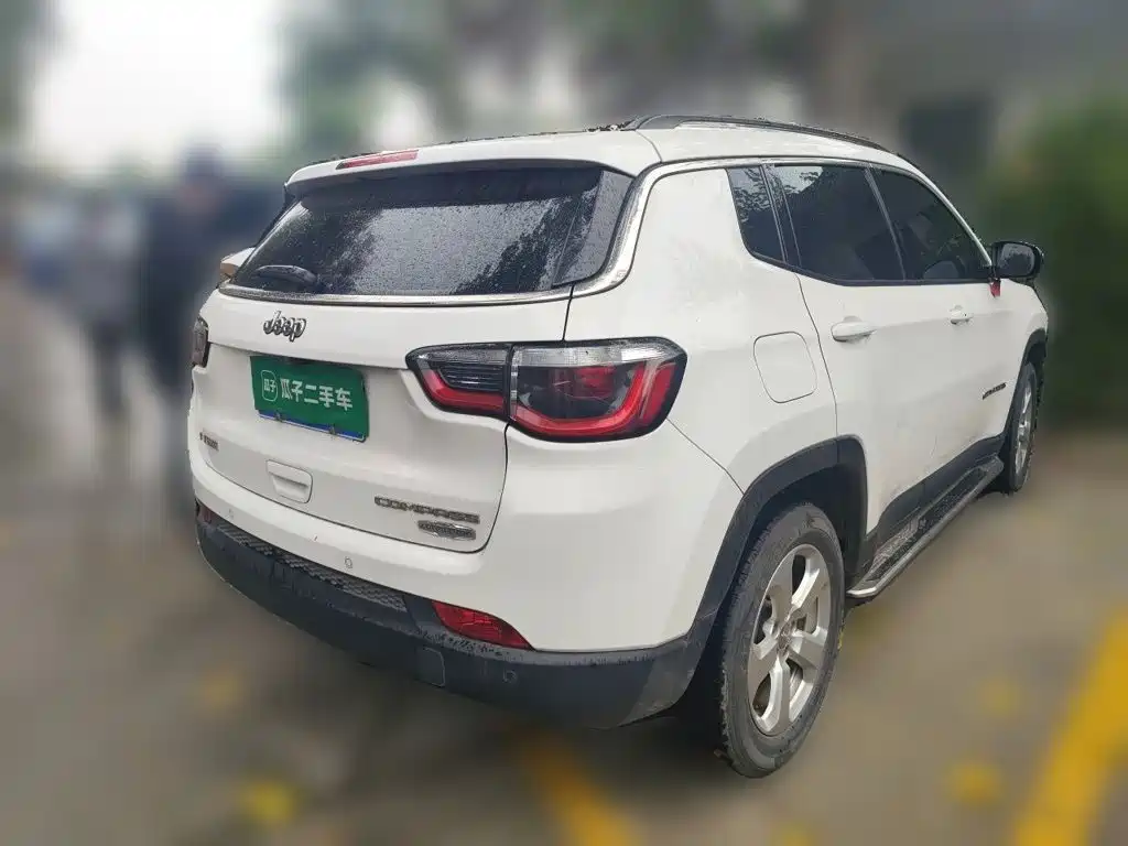 Jeep Compass — миниатюра 4