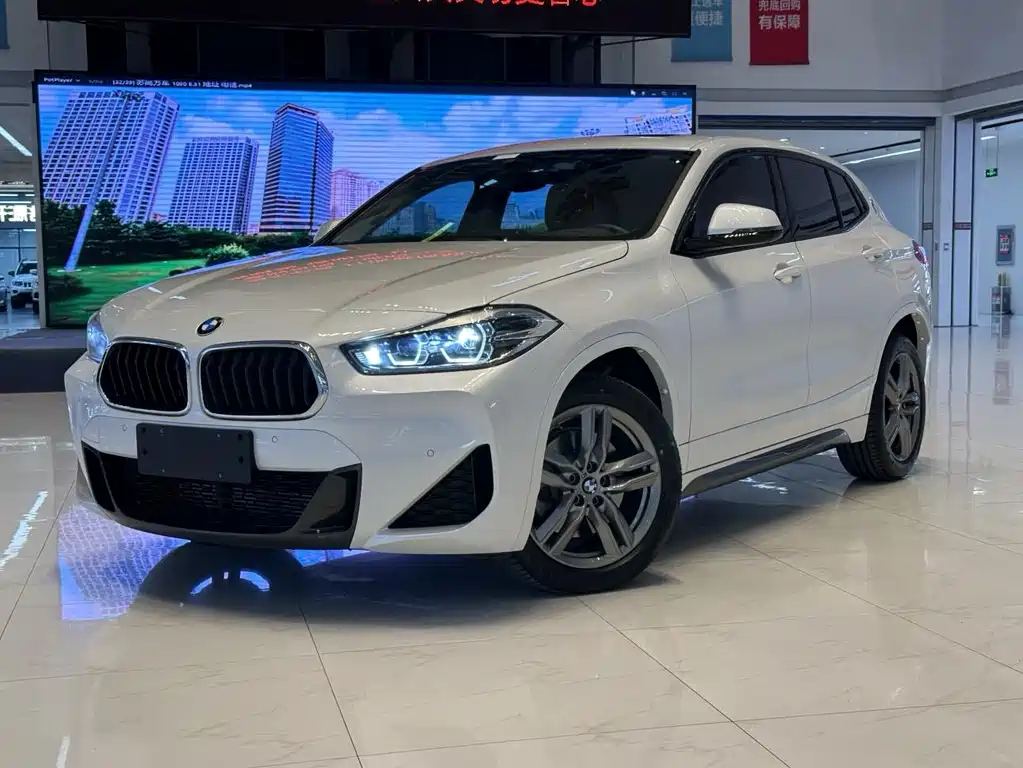 BMW X2
