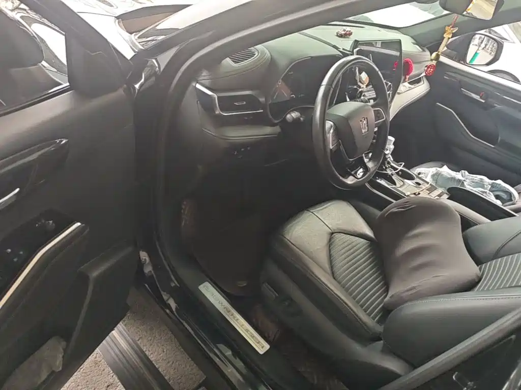 Toyota Crown Kluger — миниатюра 16
