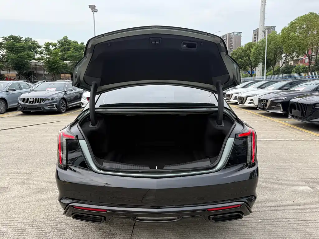 Cadillac CT5 2023 28T Luxury