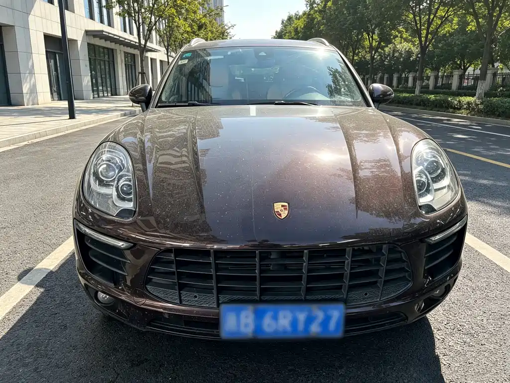 Porsche Macan — миниатюра 2