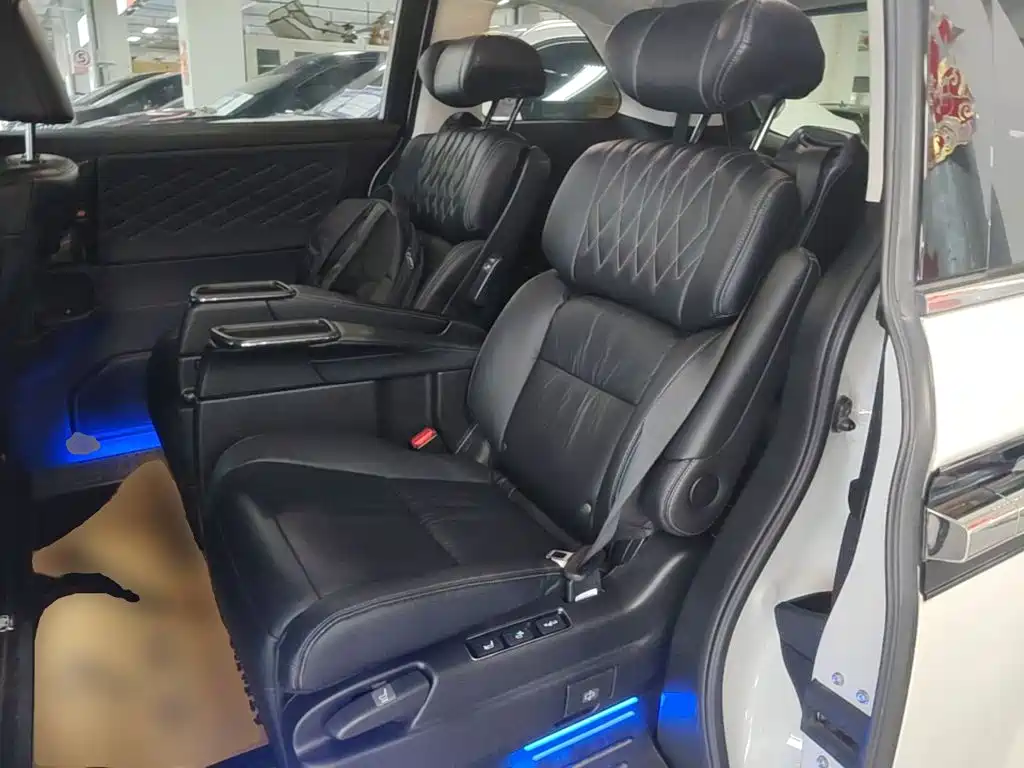 Honda Elysion — миниатюра 17