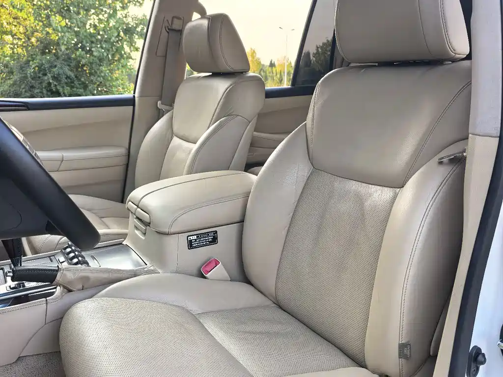 Lexus LX — миниатюра 13