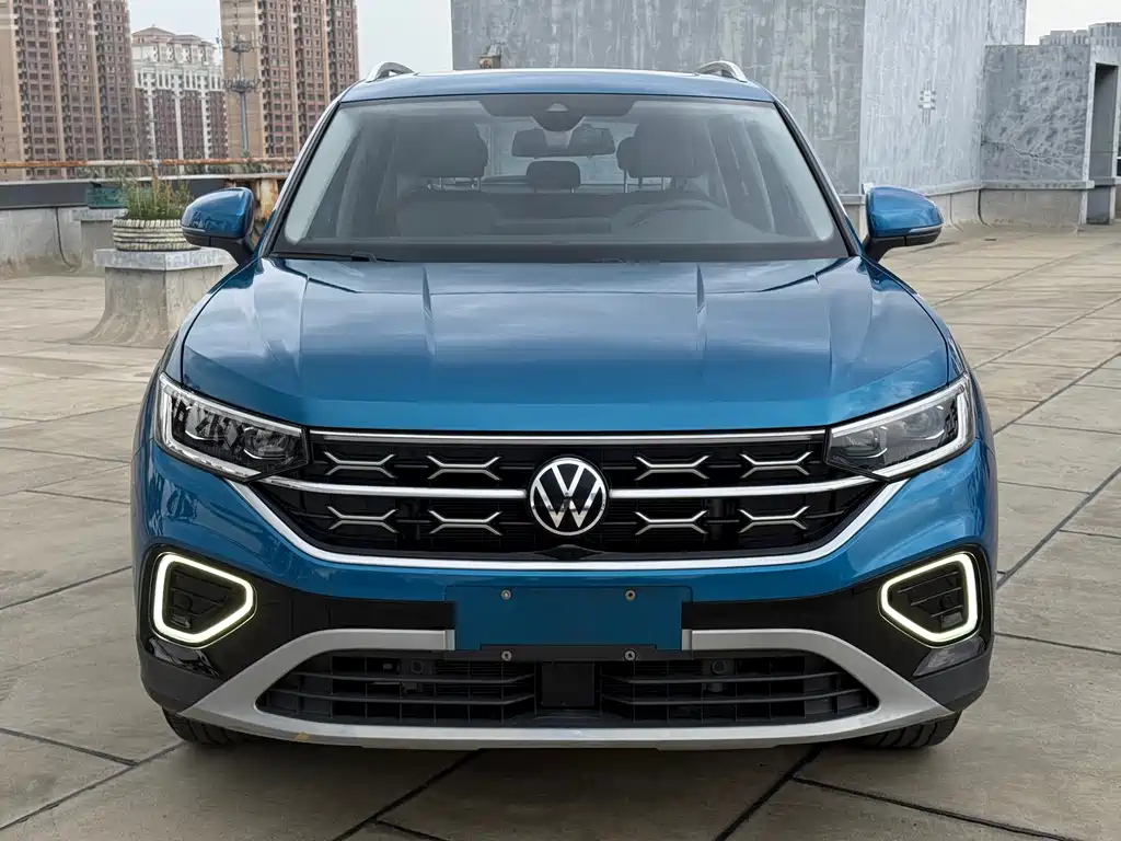 Volkswagen GTE PHEV - фото 8