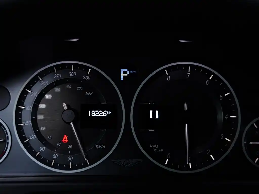 Aston Martin DBS 2009 6.0 Touchtronic Coupe