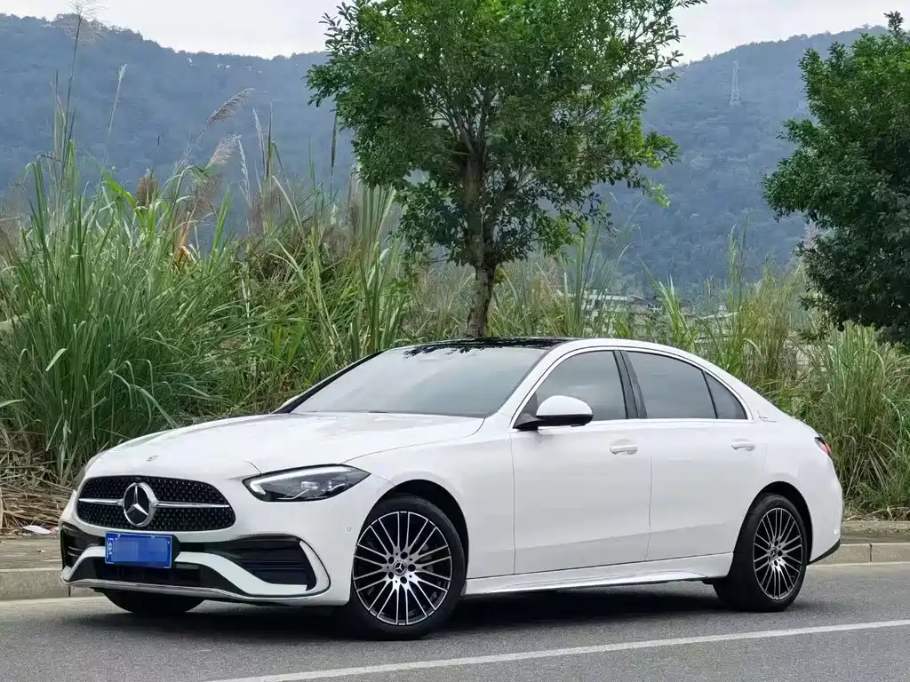 Mercedes-Benz C-Class 2023