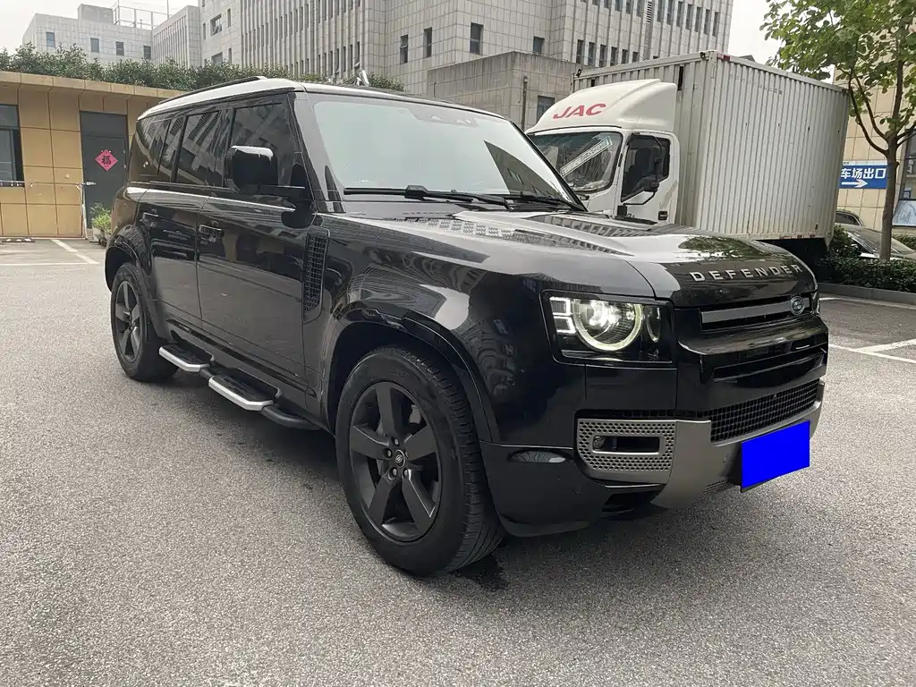 Land Rover Defender — миниатюра 3
