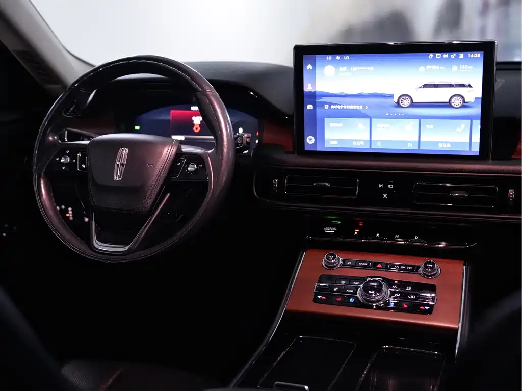 Lincoln Aviator — миниатюра 21