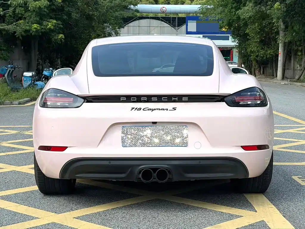 Porsche 718 2018 Cayman 2.0T