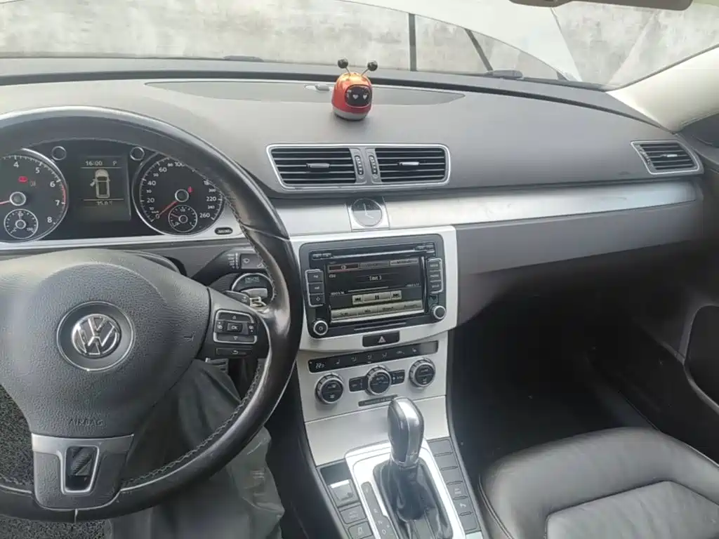 Volkswagen Magotan (Import) — миниатюра 10