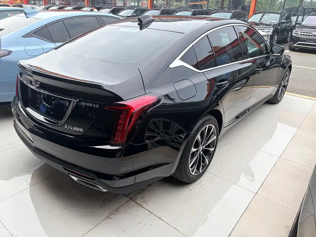 Cadillac CT5 — миниатюра 6