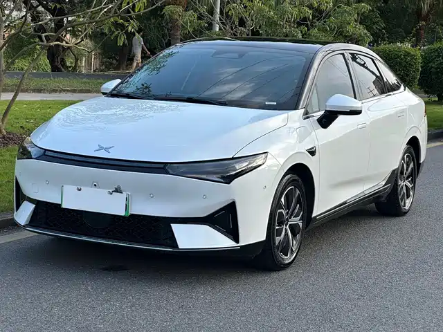 XPeng P5