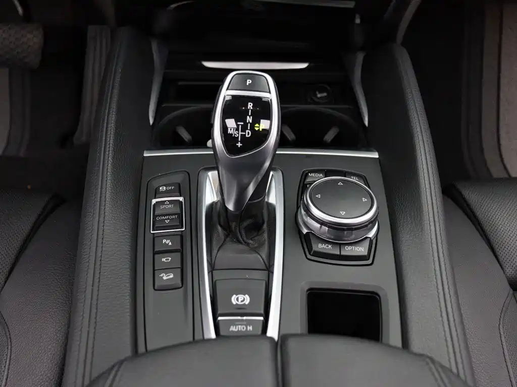 BMW X6 — миниатюра 22