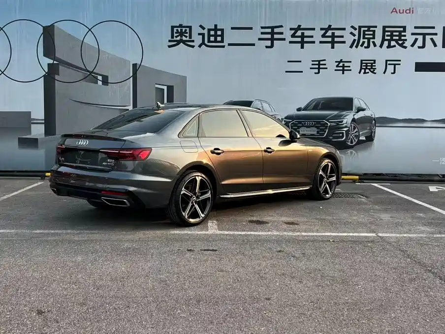 Audi A4L 2025 200 Enjoy 40 TFSI Luxury
